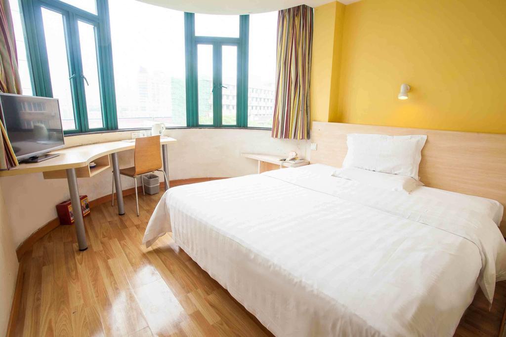 7Days Inn Foshan Zumiao Baihua Plaza Værelse billede